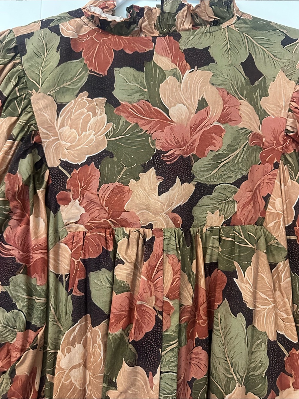 entro Fall Floral Puff-Sleeve Dress in Rust, Olive & Cream - Picture 8 of 8